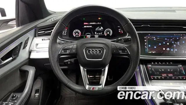 Audi Q8 2021 — ფოტო 38/39