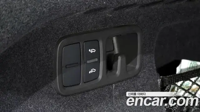 Audi Q8 2021 — ფოტო 37/39