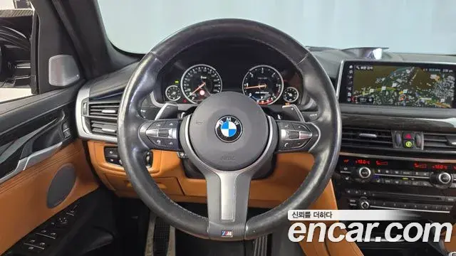 BMW X6 2018 — Фото 12/20