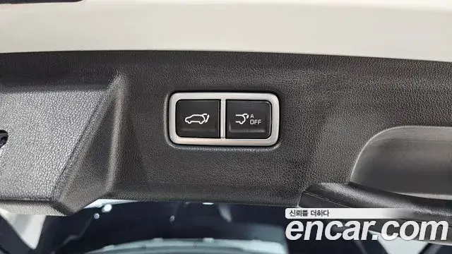 Kia Sorento 2024 — Фото 19/20