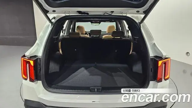Kia Sorento 2024 — Photo 22/36
