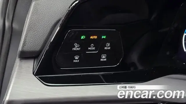 Volkswagen Golf 2024 — ფოტო 24/30