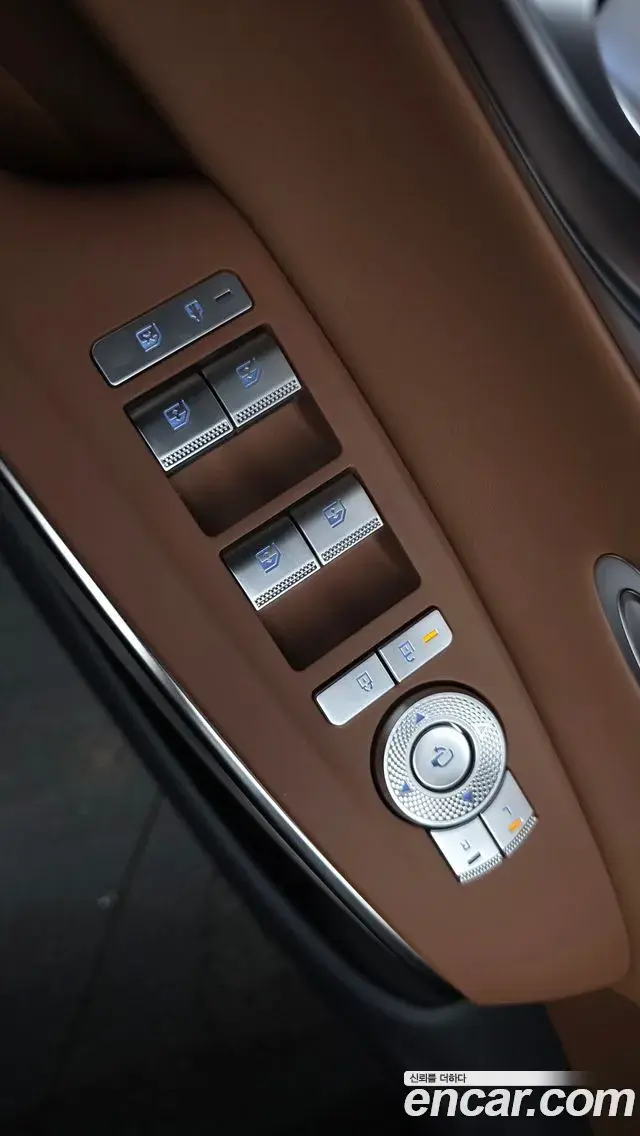 Genesis GV70 2025 — ფოტო 34/34
