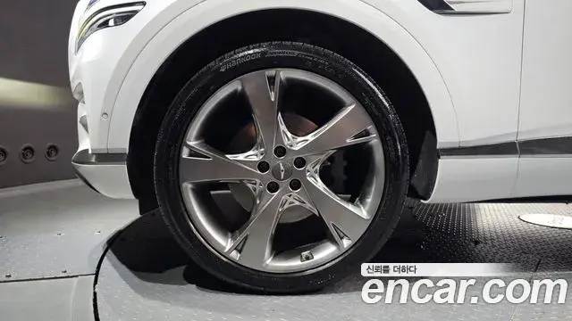 Genesis GV80 2020 — ფოტო 12/20