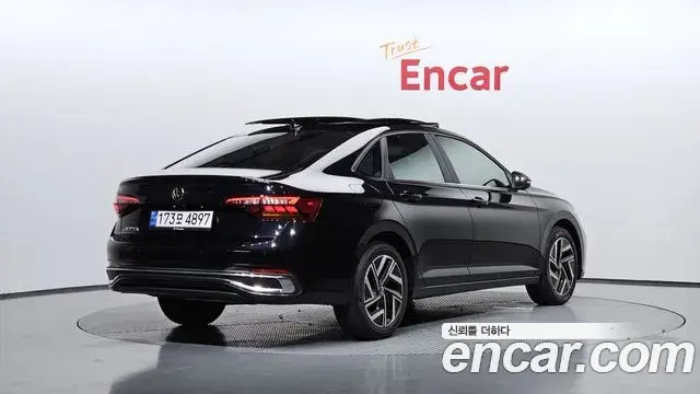 Volkswagen Jetta 2024 — Şəkil 1/29