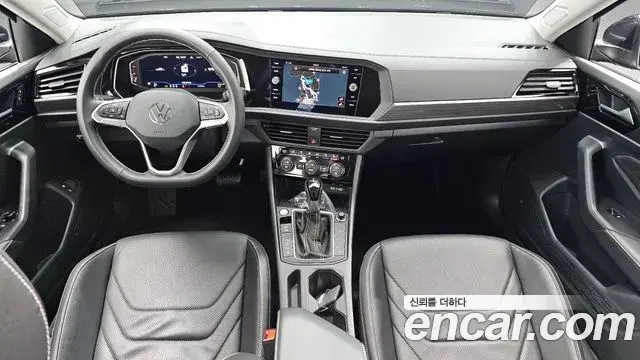 Volkswagen Jetta 2024 — Şəkil 2/29