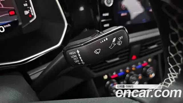 Volkswagen Jetta 2024 — Şəkil 19/29