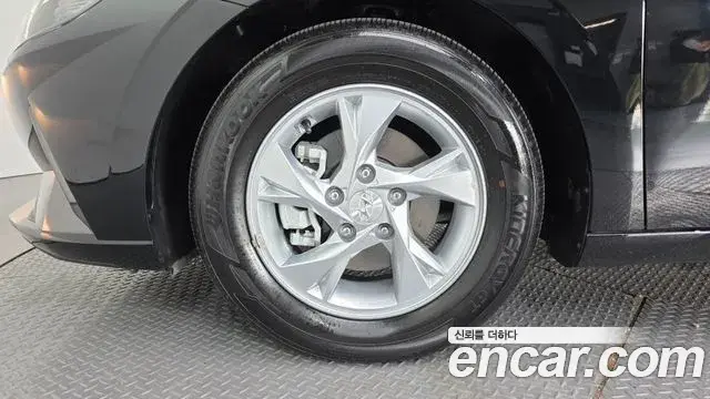 Hyundai Avante 2022 — Фото 4/20
