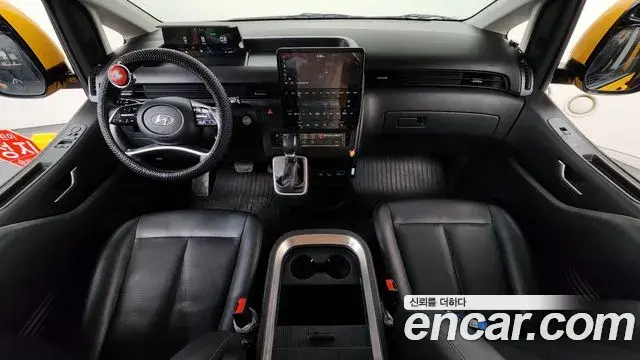 Hyundai Staria 2023 — Фото 7/20