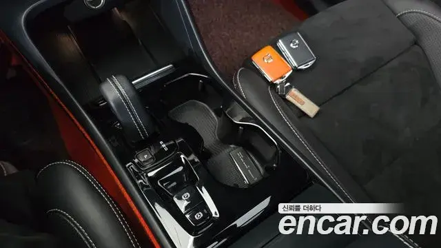 Volvo XC40 2021 — Photo 30/30