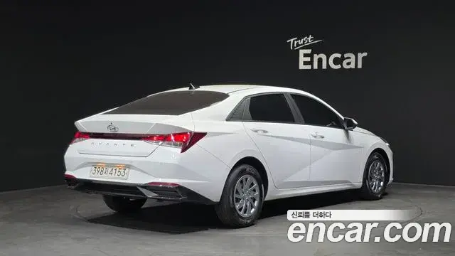 Hyundai Avante 2021 — Фото 2/20