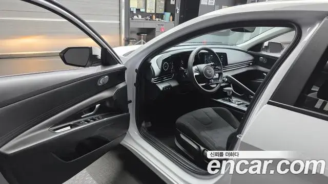 Hyundai Avante 2021 — Фото 10/20