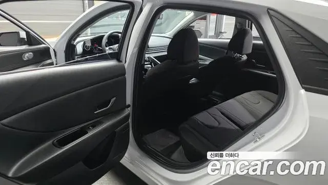 Hyundai Avante 2021 — Фото 11/20