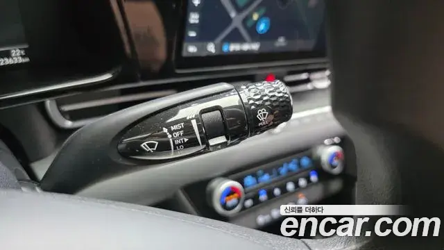 Hyundai The New Avante Hybrid 2021 — Photo 17/30