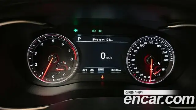 Genesis G70 2020 — Photo 27/37