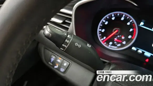 Genesis G70 2020 — Photo 5/37
