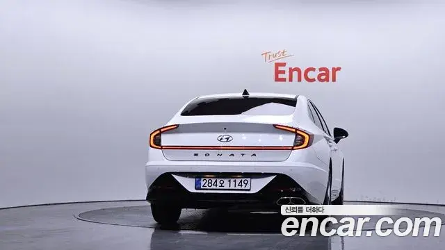 Hyundai Sonata 2020 — Фото 4/20