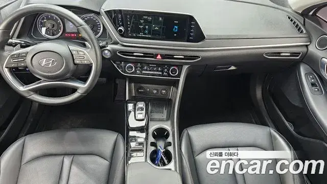 Hyundai Sonata 2020 — Фото 7/20