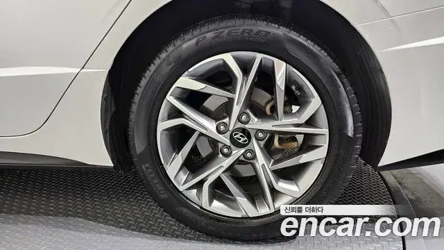Hyundai Sonata Hybrid 2020 — Şəkil 10/32