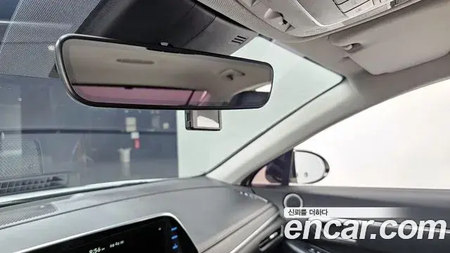 Hyundai Sonata Hybrid 2020 — Şəkil 16/32