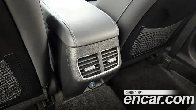 Hyundai Sonata Hybrid 2020 — Şəkil 31/32