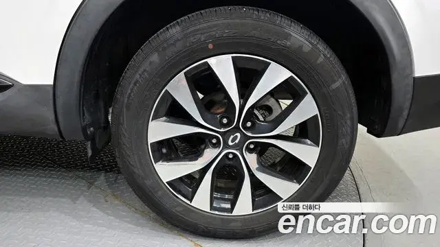 Renault Samsung XM3 2023 — ფოტო 17/30