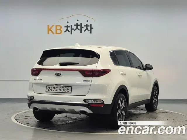 Kia Sportage The Bold 2020 — Фото 2/20