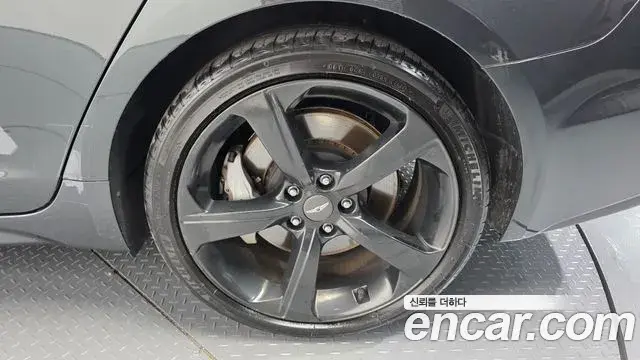 Genesis G70 2018 — Şəkil 20/35