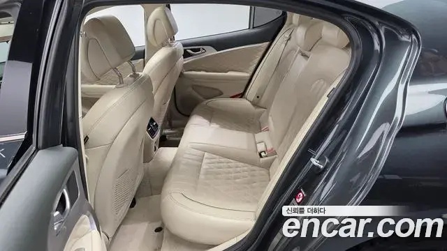 Genesis G70 2018 — Şəkil 25/35