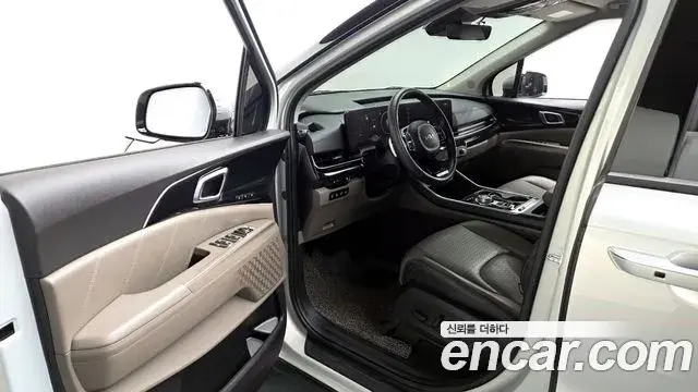 Kia Carnival 2024 — Photo 10/20
