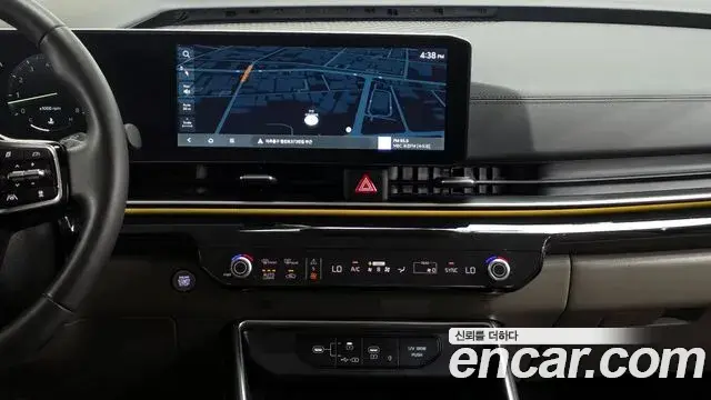 Kia Carnival 2024 — Photo 14/20