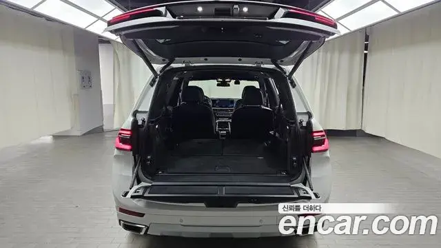 BMW X7 2024 — Şəkil 18/20