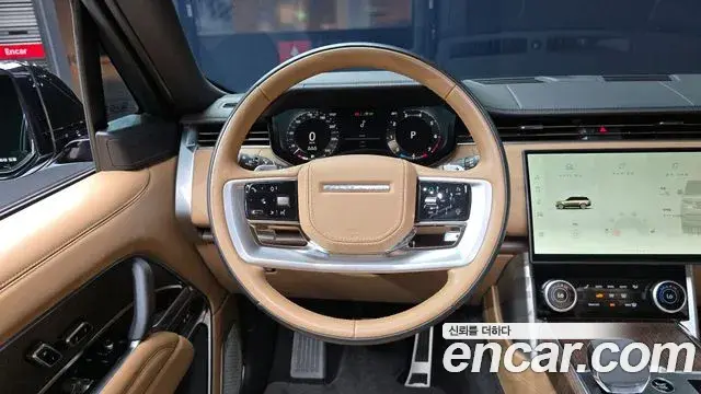 Land Rover Range Rover 2023 — Фото 13/20