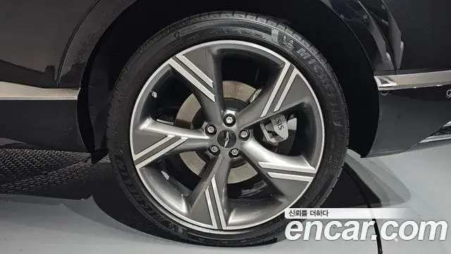 Genesis GV80 2023 — ფოტო 40/45