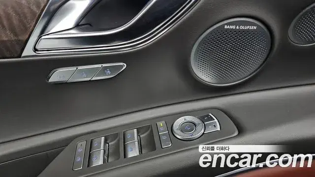 Genesis GV80 2023 — ფოტო 43/45