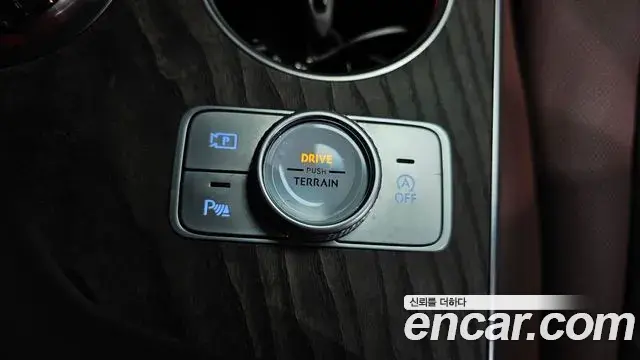 Genesis GV80 2023 — ფოტო 27/45
