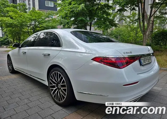 Mercedes-Benz S-Class 2022 — ფოტო 8/20