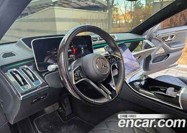 Mercedes-Benz S-Class 2022 — ფოტო 16/20