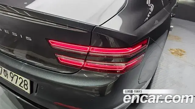 Genesis G80 2022 — Şəkil 23/30