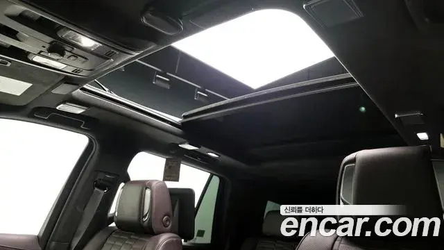Cadillac Escalade 2023 — Photo 9/20