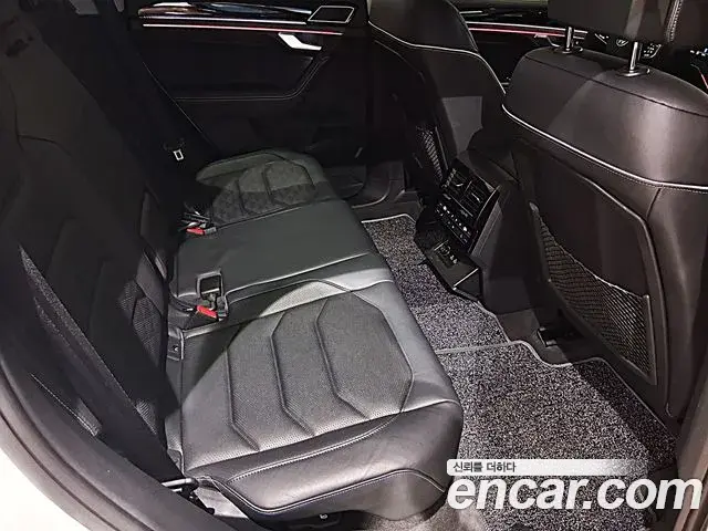 Volkswagen Touareg 2024 — ფოტო 13/13