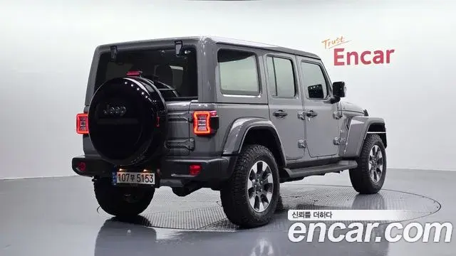 Jeep Wrangler 2022 — Фото 2/20
