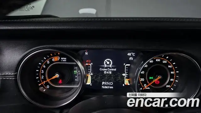 Jeep Wrangler 2022 — Фото 8/20