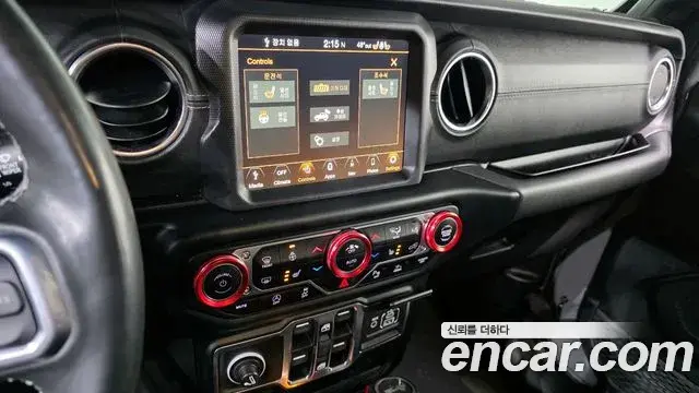 Jeep Wrangler 2022 — Фото 15/20
