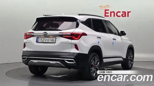 Kia Seltos 2019 — ფოტო 6/20