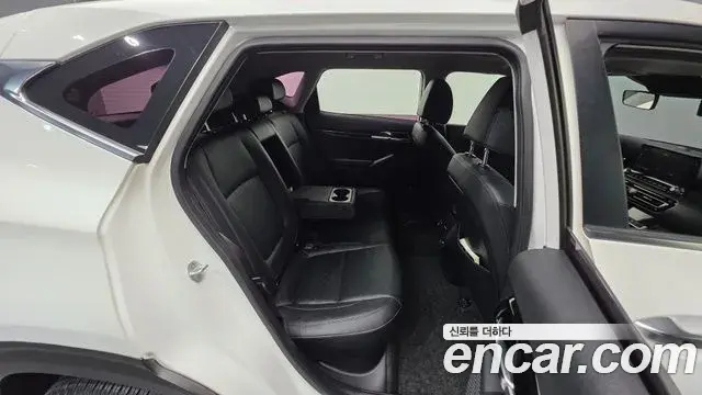 Kia Seltos 2019 — ფოტო 10/20