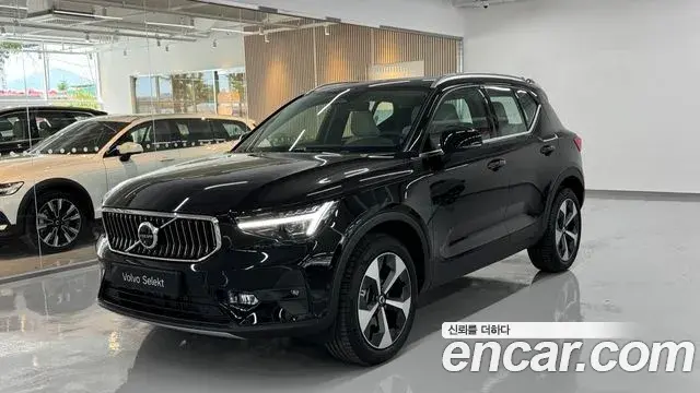 Volvo XC40 2025 — Фото 16/16