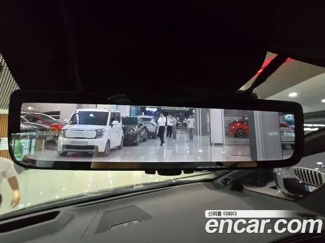 Toyota Alphard 2023 — Фото 11/17