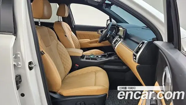 Kia Sorento 2021 — Фото 11/20
