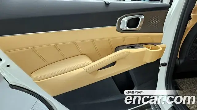 Kia Sorento 2021 — ფოტო 9/34